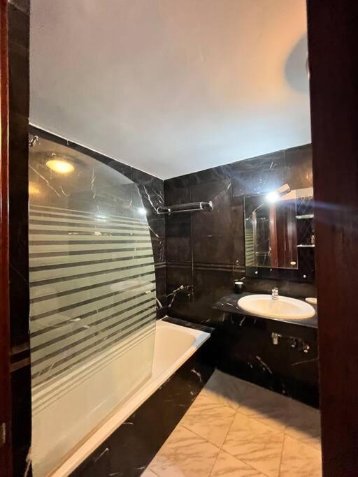 Appartement In The Heart Of Tanger Boulevard Εξωτερικό φωτογραφία